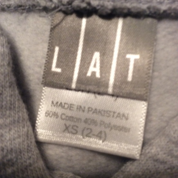 Hoody, Seattle, Washington w/space needle, NWT - Picture 4 of 4